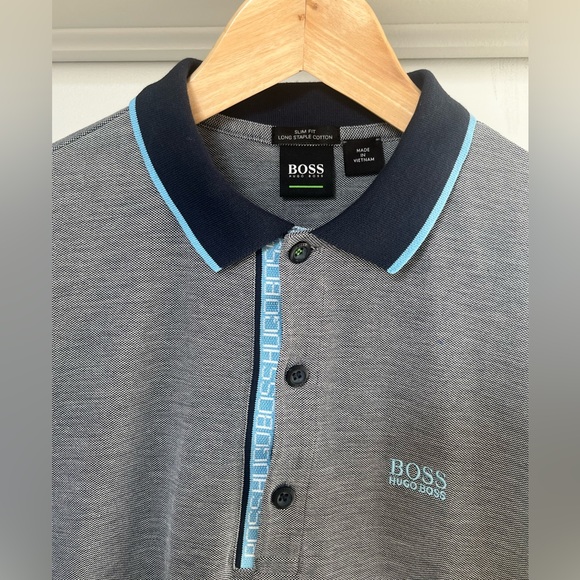 Hugo Boss slim-fitting polo/ cotton /chest logo.
Short sleeve, standard length - Picture 3 of 7